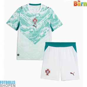 Billiga Portugal Bortatröja Barn VM 2026 Kortärmad (+ Korta byxor)